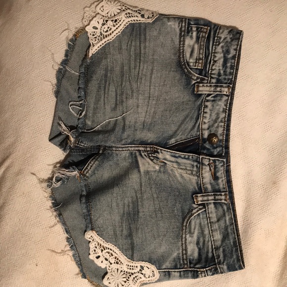 Others Follow Pants - Size 27 jean booty lace shorts from Altard State